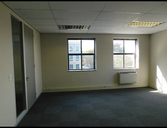 412M² OFFICE TO LET IN ILLOVO
